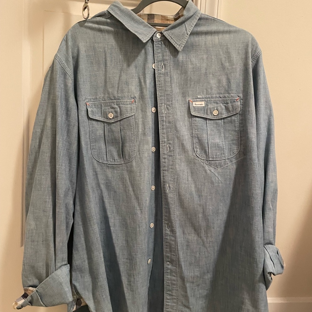 FACONNABLE men’s denim dress shirt